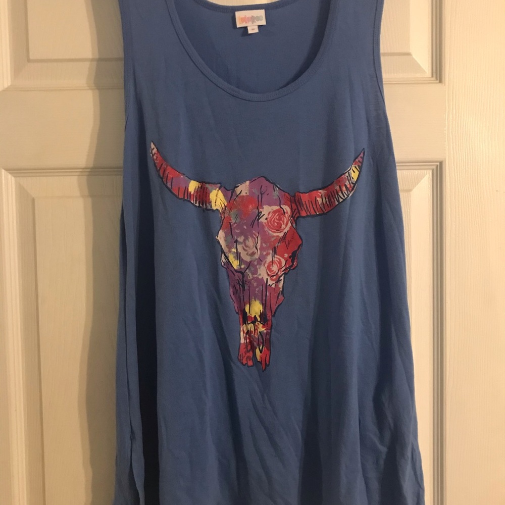Lularoe Perfect Tee with floral bull skull